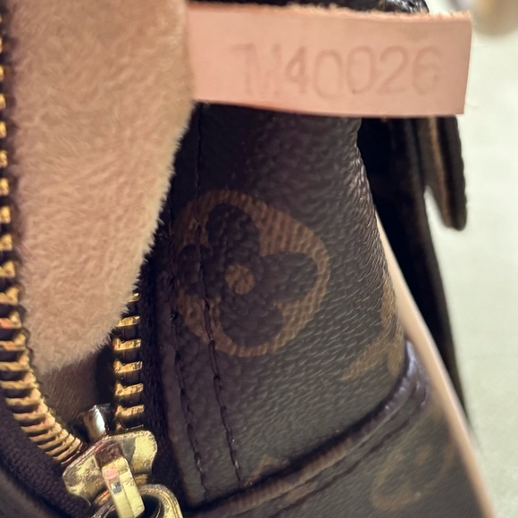 Authentic Louis Vuitton Brown Satchel with Gold-Tone hardware - Picture 3 of 11